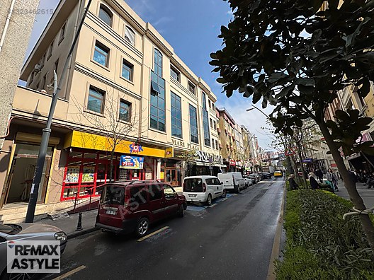 2+1 office with parking, 3 min to Metrobus, Gürsel, Kağıthane